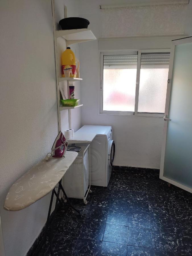 Cuatro Carreres Apartment *