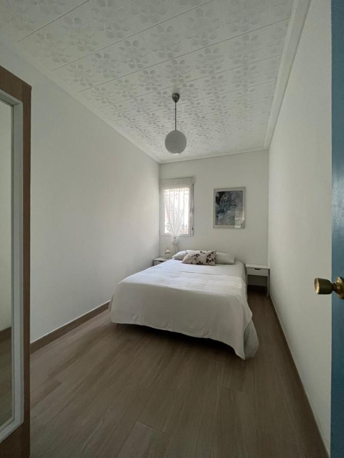 Modernized 3-bedroom Flat 500m To The Apartment Valencia