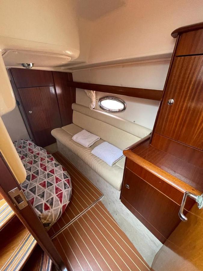 Botel Excelente Mini Yate *