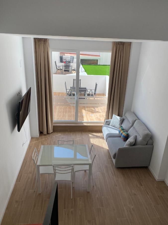 Travel Habitat Ave Sorolla Suites Apartment