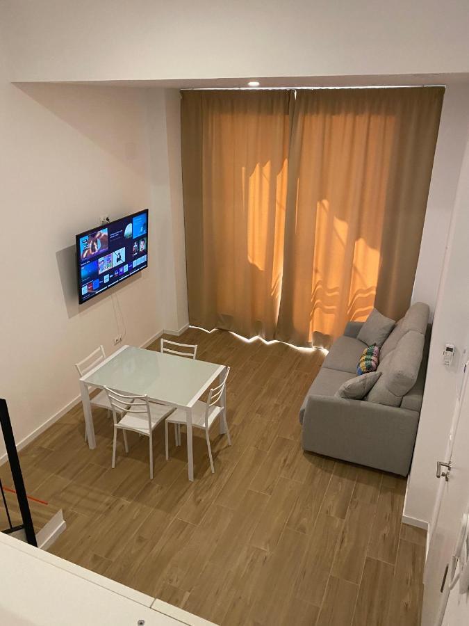 Travel Habitat Ave Sorolla Suites *