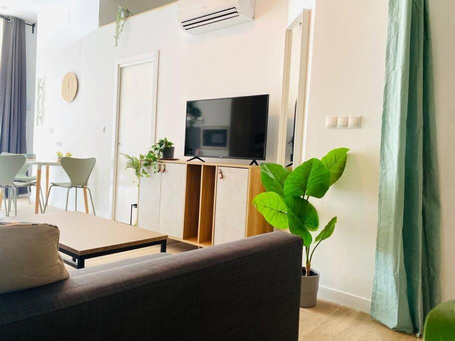 Apartamento B1 Verdeguer - Flat Close To The Valencia