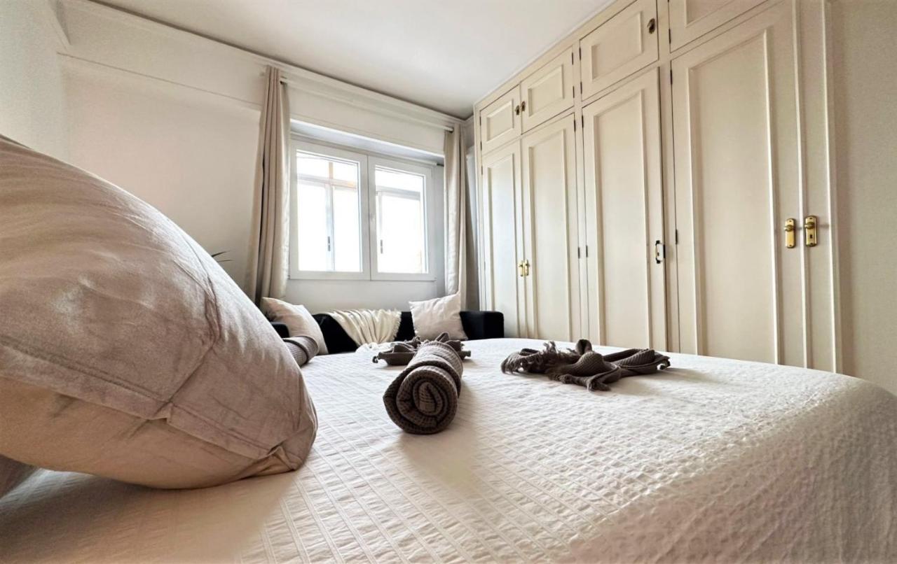 Apartment Your Sunny & Spacious Portview