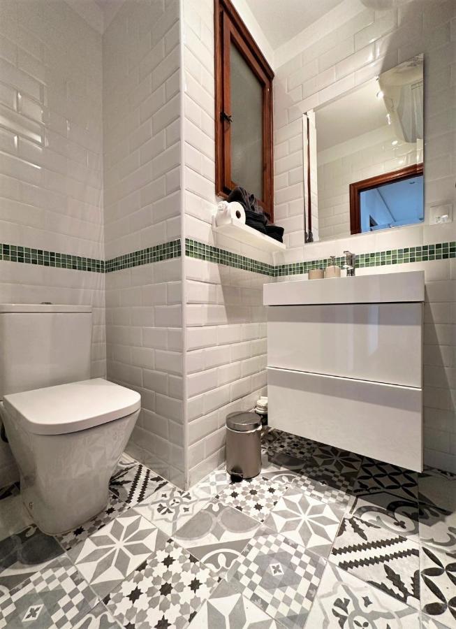 Apartment Your Sunny & Spacious Portview