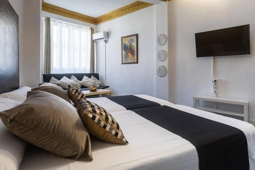 Bonito Y Amplio Piso Junto A La Plaza De Toros. Apartment Valencia