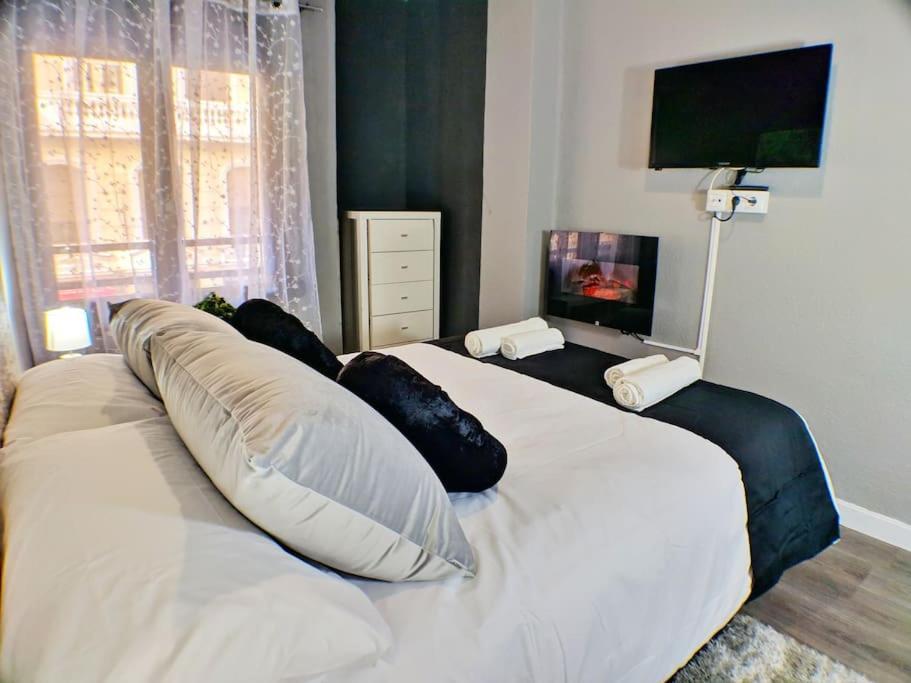 Apartment Bonito Y Amplio Piso Junto A La Plaza De Toros. Valencia