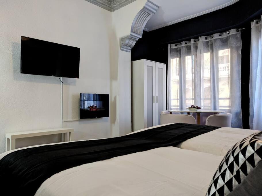 Bonito Y Amplio Piso Junto A La Plaza De Toros. Apartment