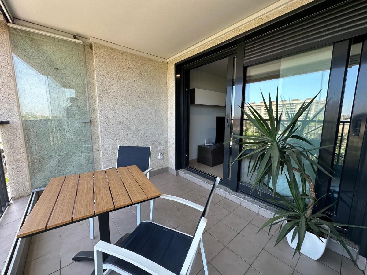Sunny Patacona Seaview Apartment