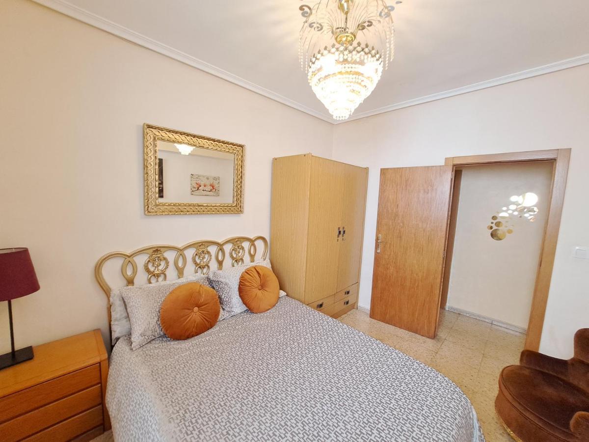 3 Bedroom Flat With Wifi Apartment Valencia