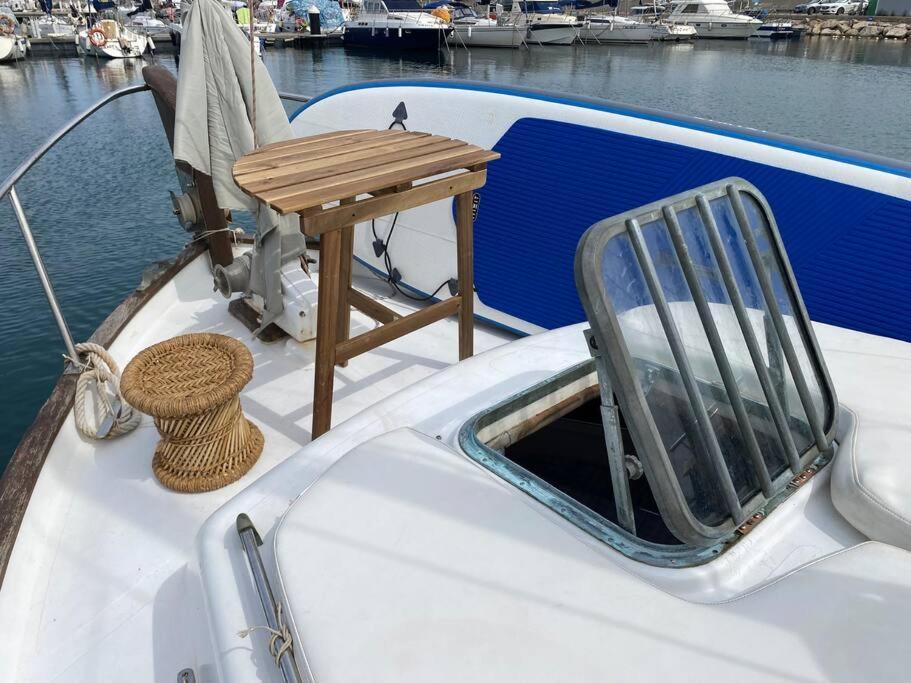 Botel Velero Menorquin Con Encanto Valencia