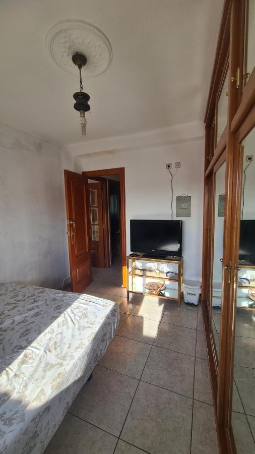 Homestay On Malvarrosa Beach