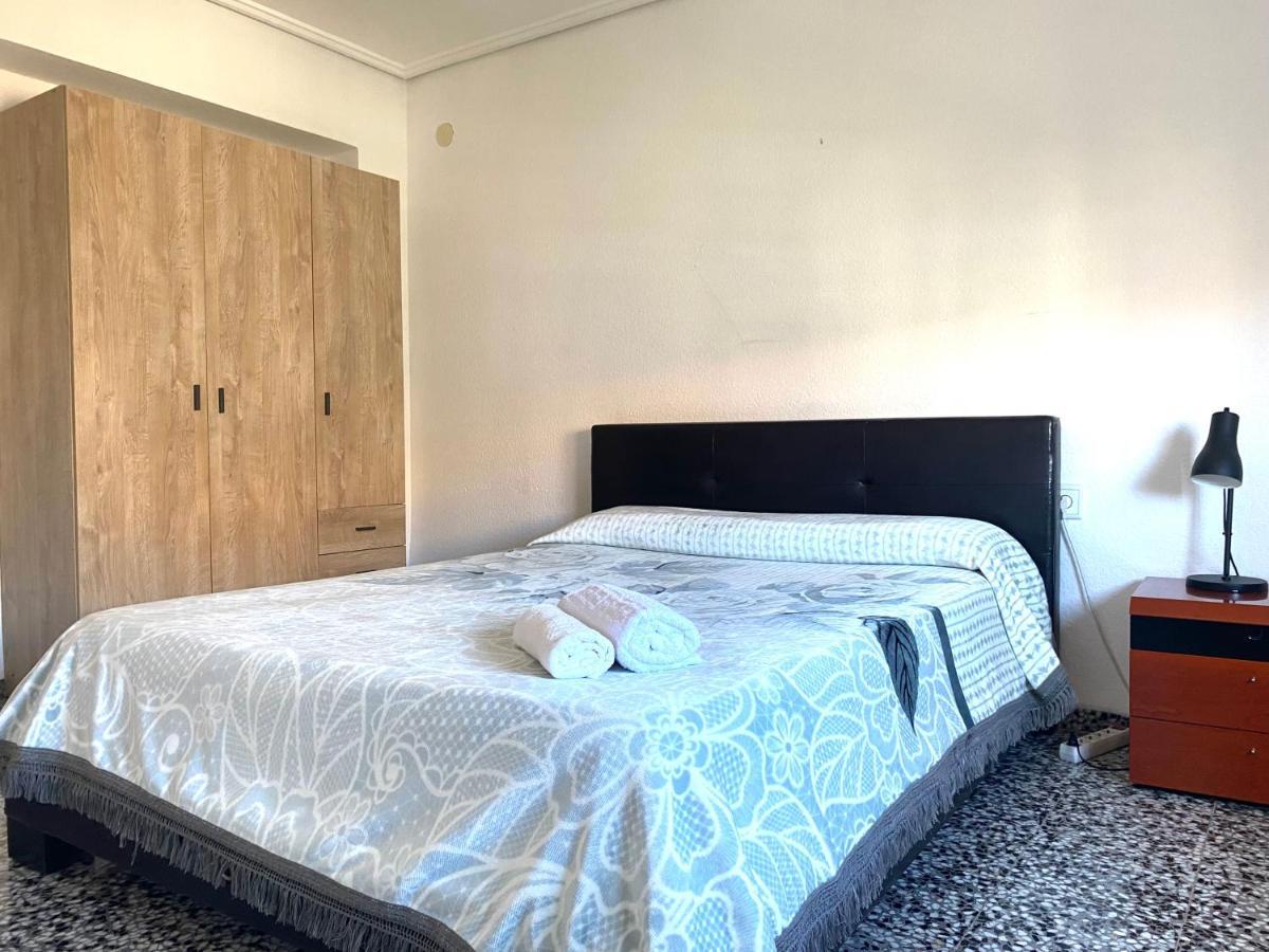 Private In Shared Workstay Privatunterkunft *
