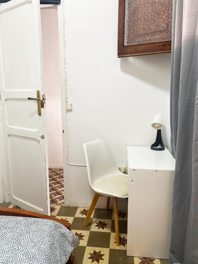 Homestay In La Petxina In Shared Valencia