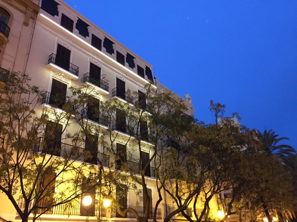 Soho Aparthotel 3*