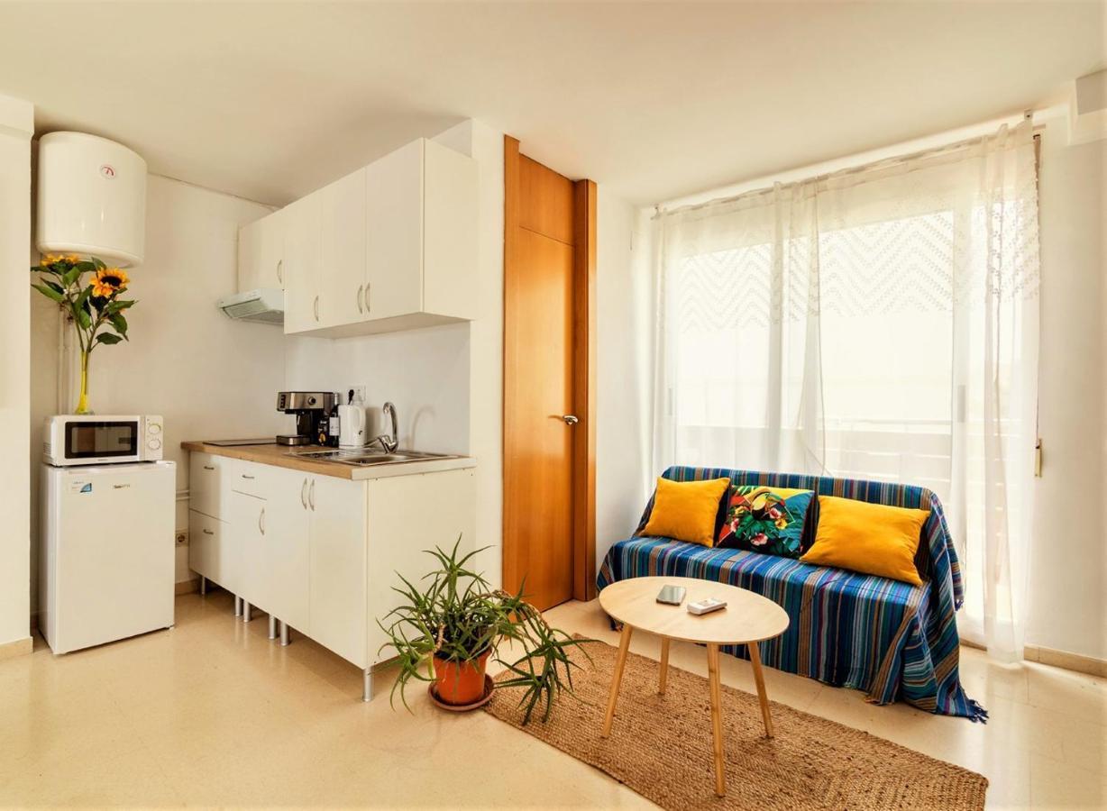 Penthouse Duplex In A 4 Floors Spanish House -8 Min To Center By Metro Apartment *