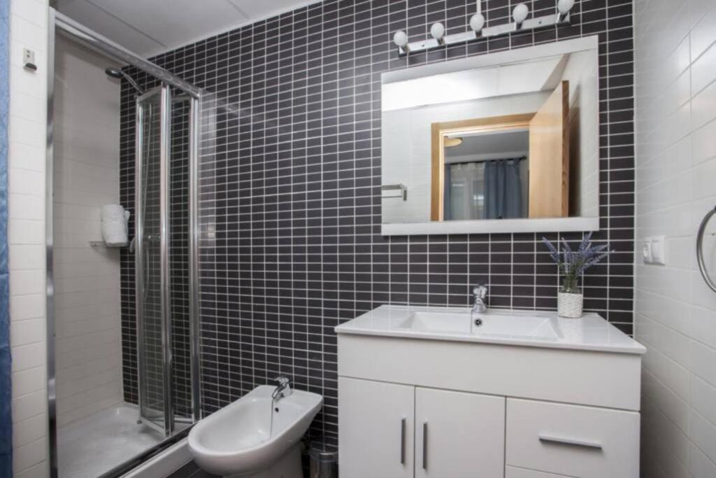 Apartment Cozy Flat Near Torres De Serrano Valencia