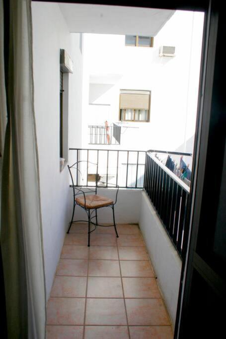 De 3 Apartment *
