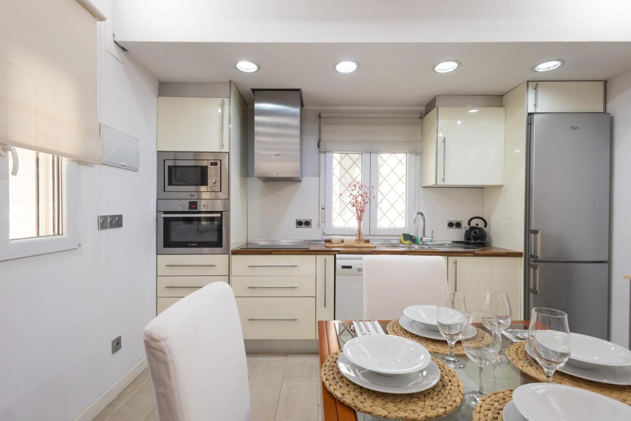 Florit Flats - The Old Town Apartment
