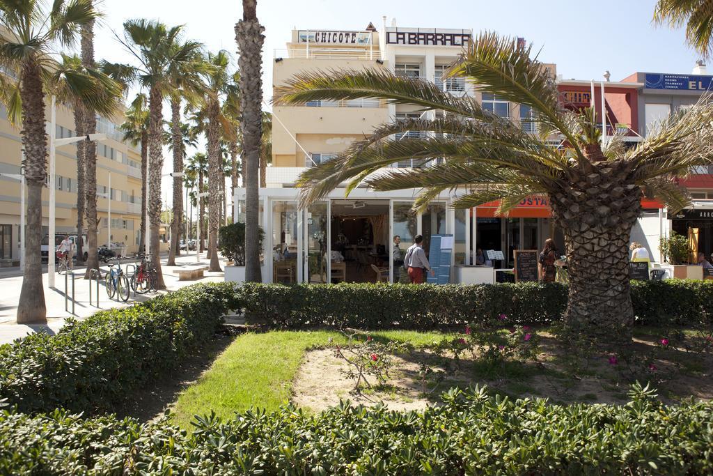 Guest house Malvarrosa Beach