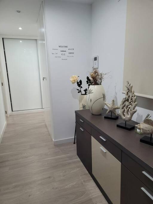 Apartment Precioso Reformado Con Terraza, 4 Habs *