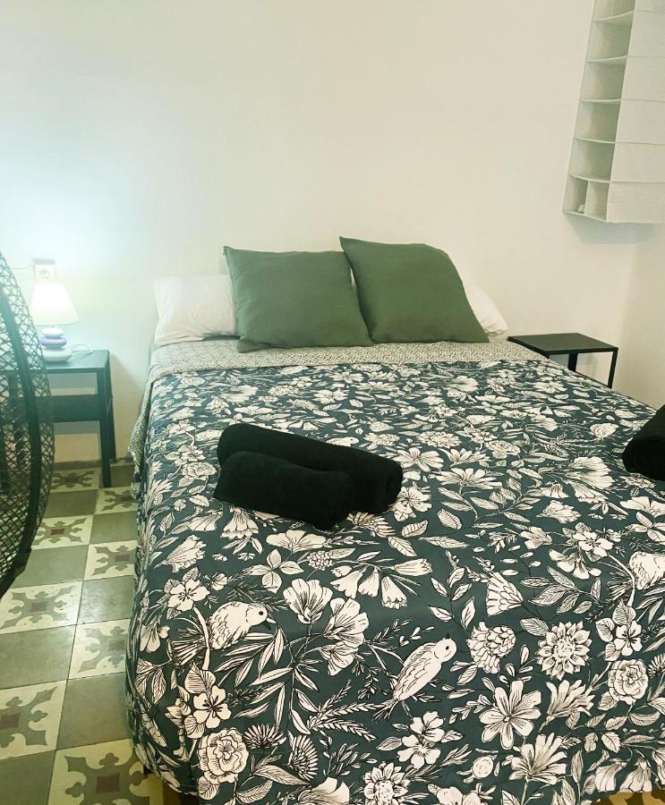 In La Petxina In Shared Homestay Valencia