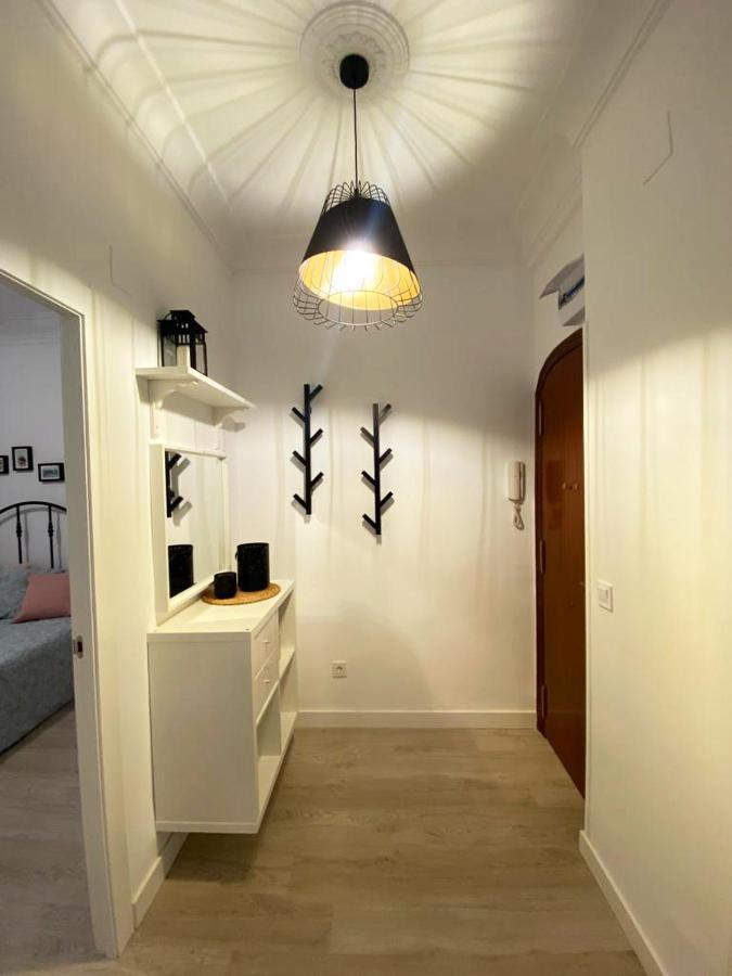 Malvarrosa Private In Shared Homestay Valencia