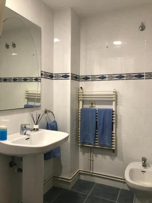 Comodo Y Espacioso Con Parking Apartment *