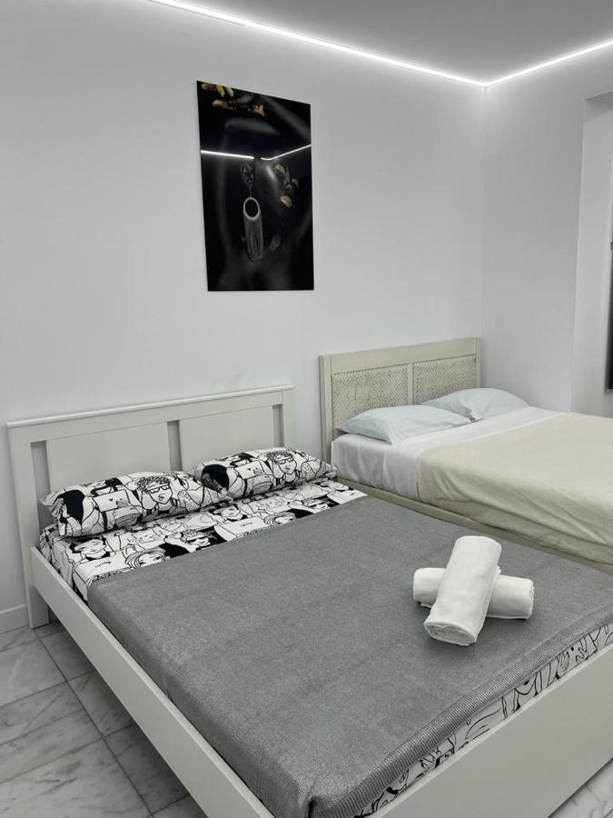 Deluxe House *