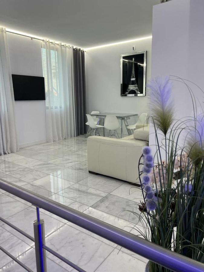 Deluxe House