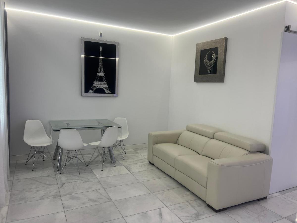 Holiday home Deluxe House *