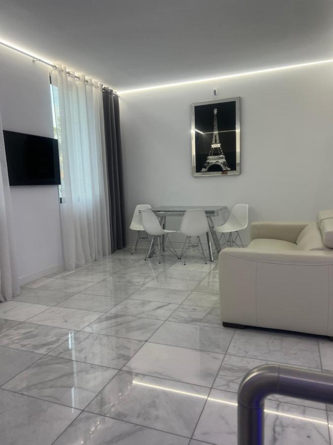 Holiday home Deluxe House *