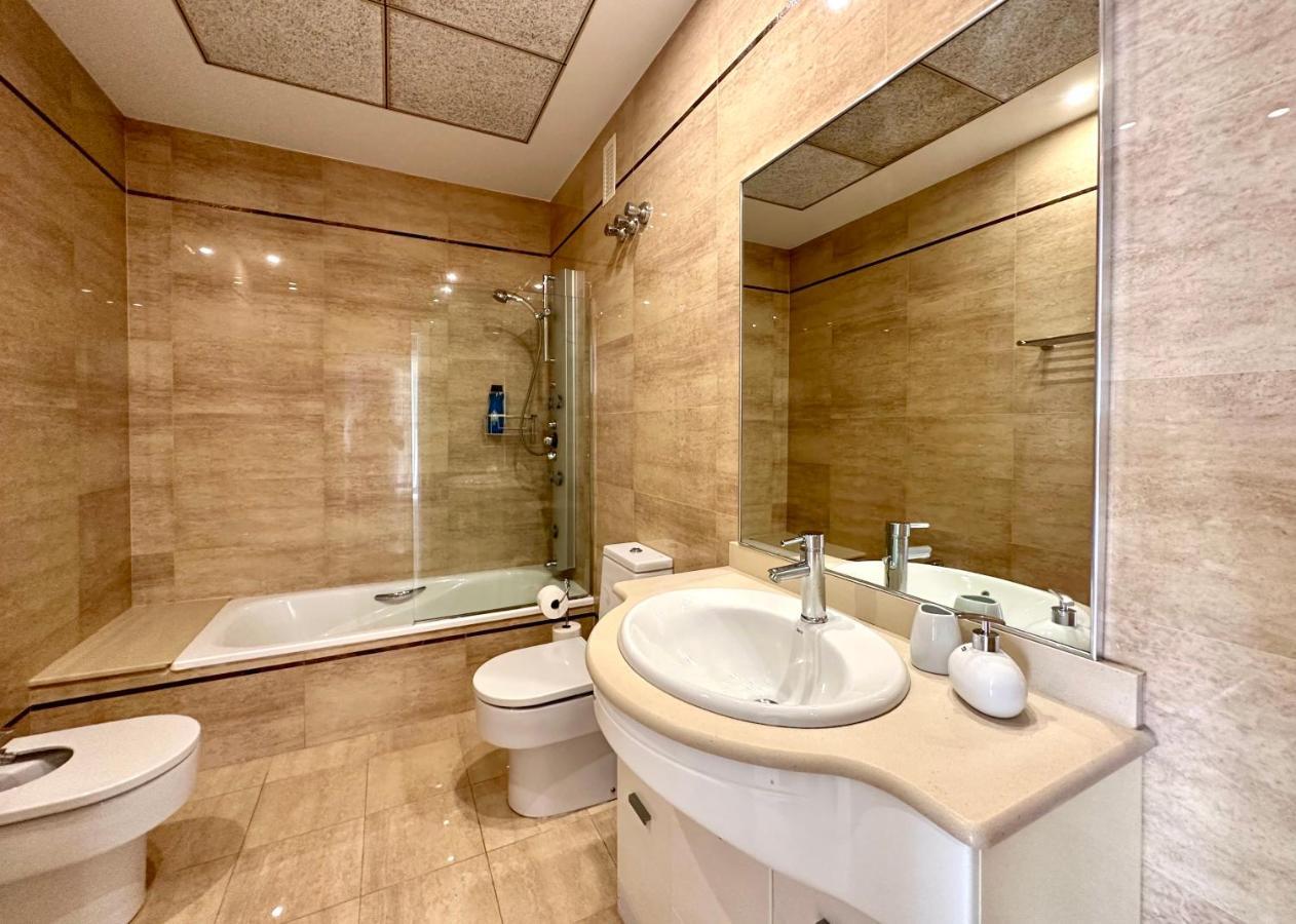 Reinapart Patacona Beachfront Seaview Apartment
