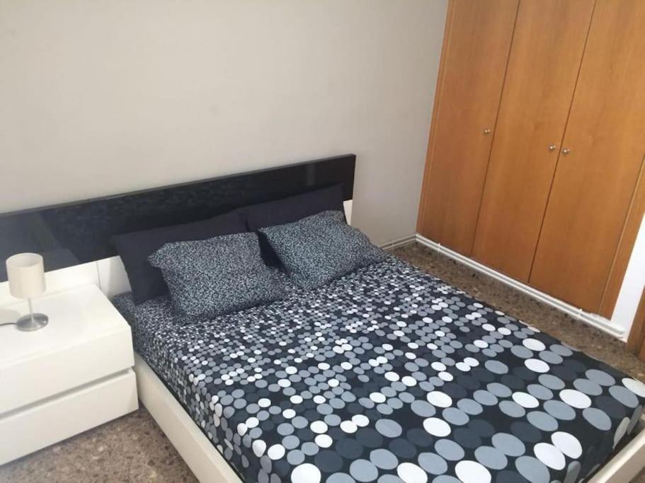 Apartment Comodo Y Espacioso Con Parking Valencia