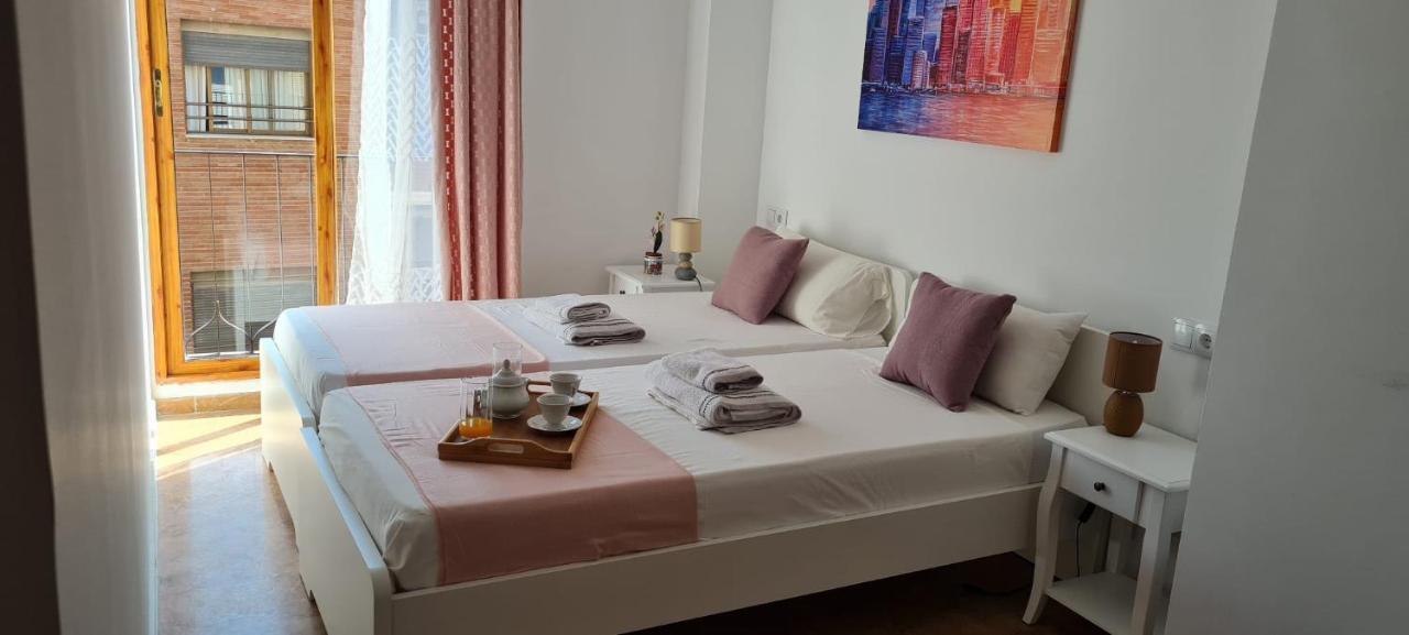Mediterraneo By Neohotels-centro 8 Min By Metro Apartment