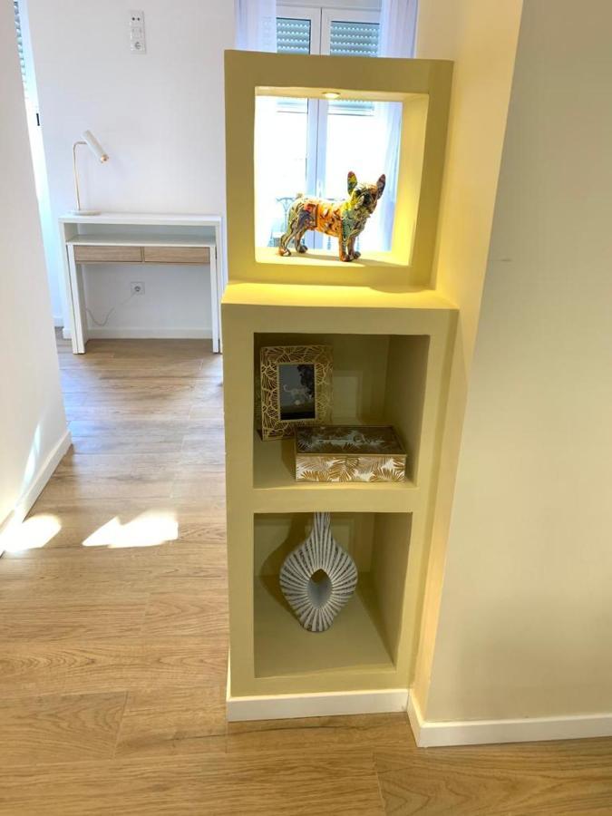 Guillem De Castro Apartment