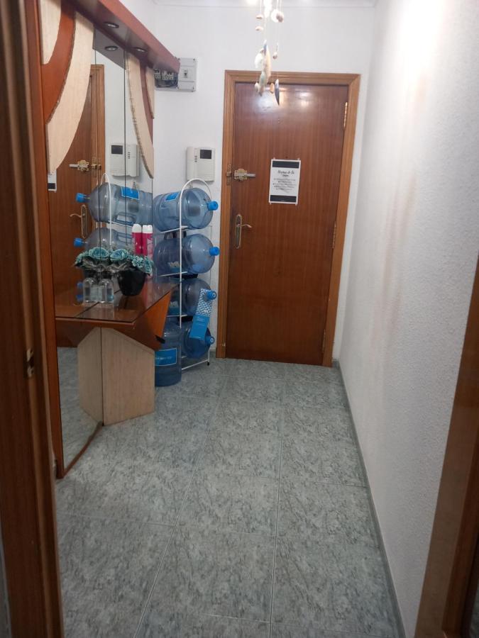 Homestay Grande En Piso Compartido Con 2 Adultos Y 1 Perrito