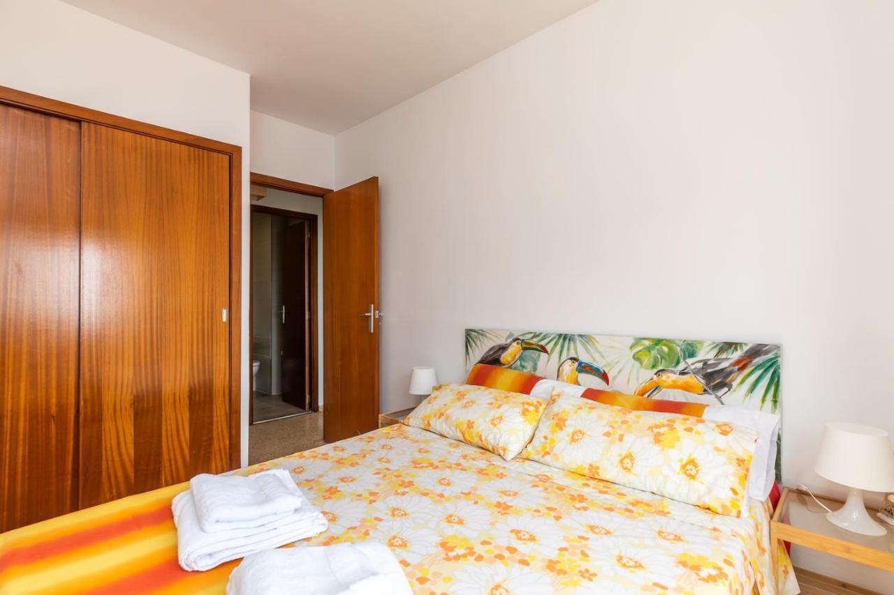 Isola Beachside Apartment *