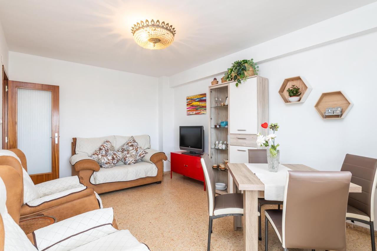 Isola Beachside Apartment Valencia