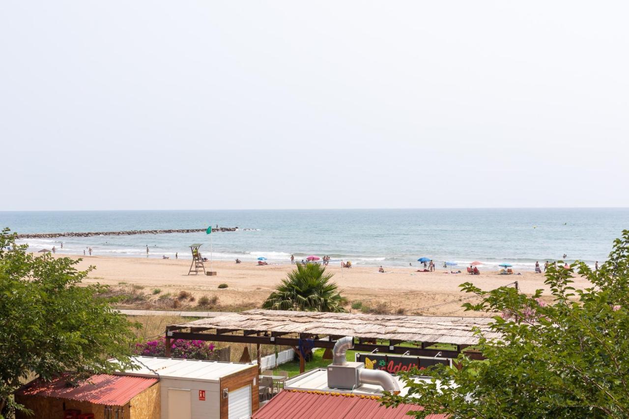 Isola Beachside