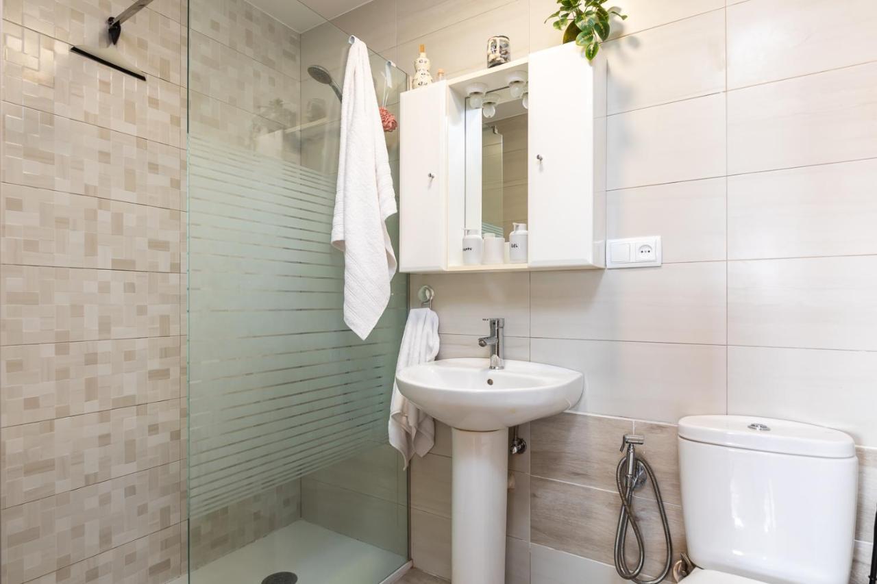 Isola Beachside Apartment