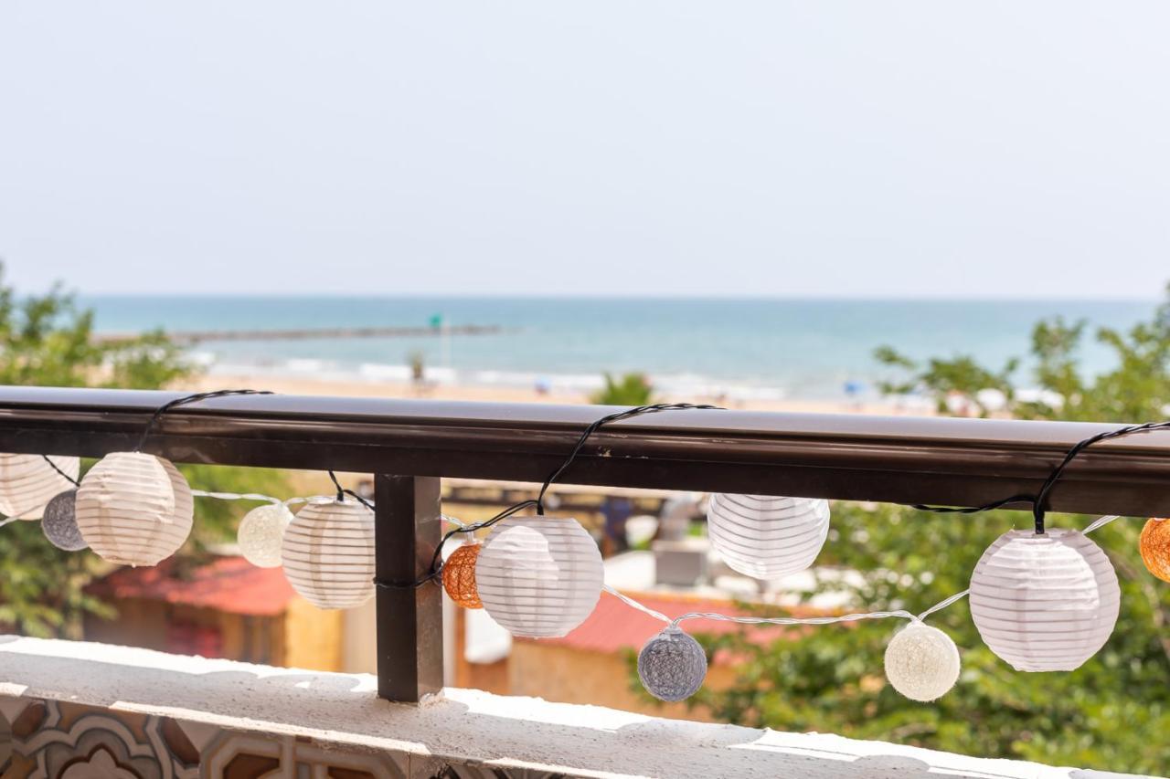 Isola Beachside Apartment Valencia