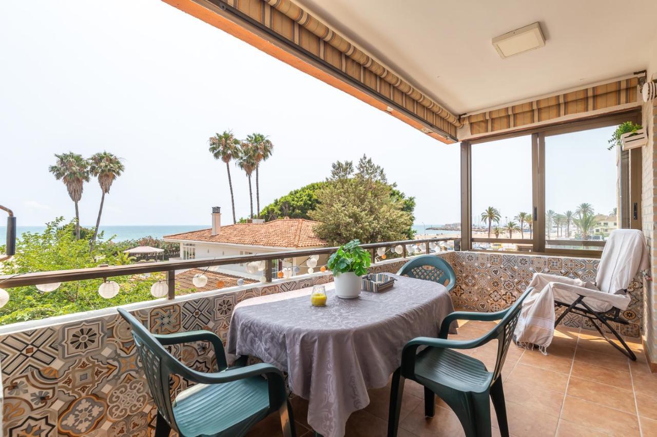 Isola Beachside *
