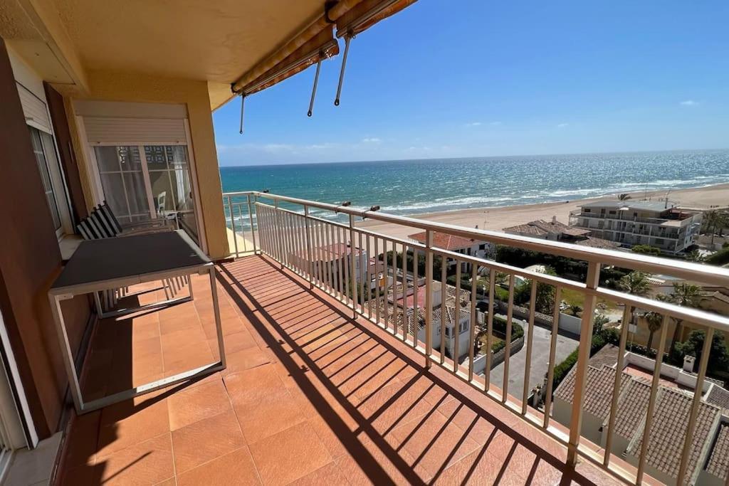 Apartamento Con Acceso Directo A La Playa *