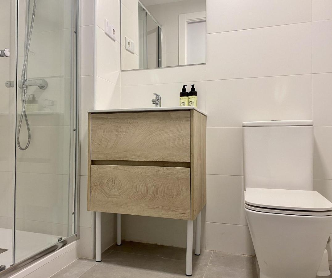 En Playa Malvarrosa Con Bano Privado -no Ac- Gasthof Valencia