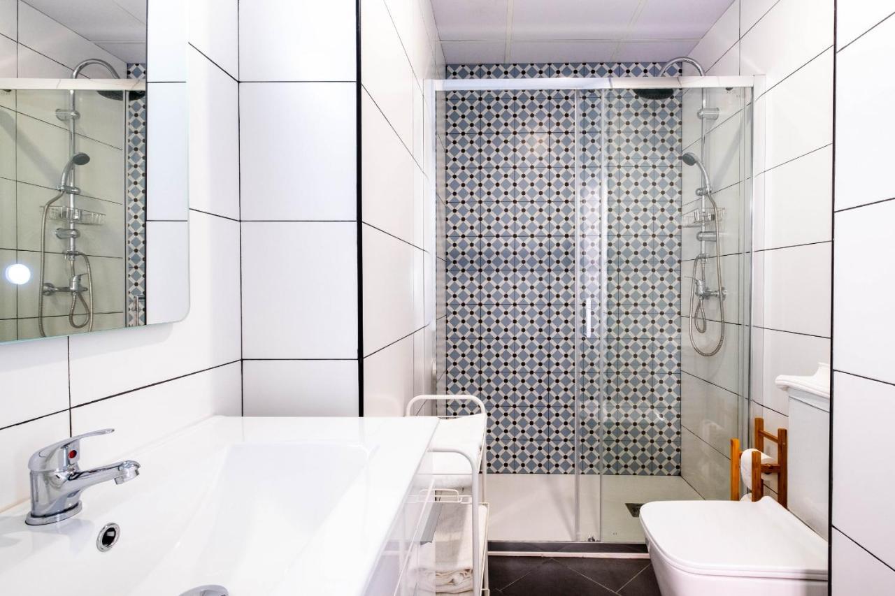 Charming And Comfortable With Inviting Atmosphere *