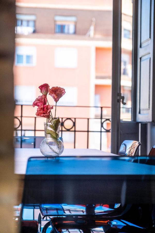 Brighthouse With Warm And Friendly Vibes Valencia