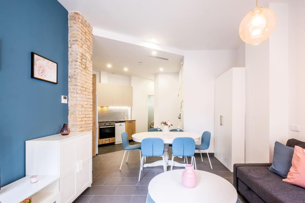 New And Modern With Comfy Beds *