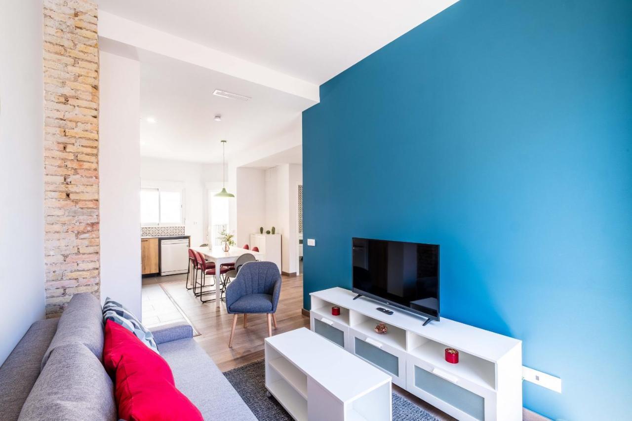 Spacious With Great Views Apartment