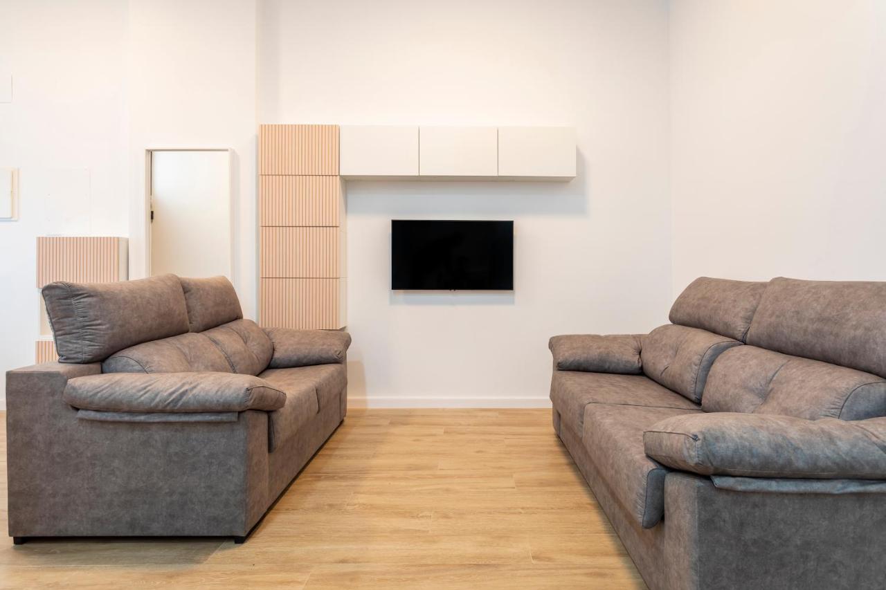 Apartment 10 Pax, Ac, Wifi Gratis, Ciudad Artes Y Ciencias