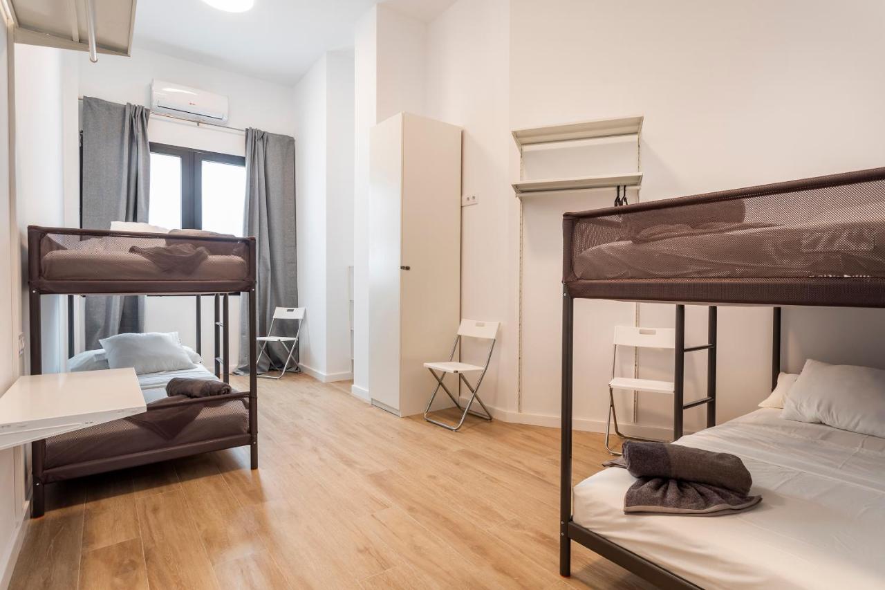 Apartment 10 Pax, Ac, Wifi Gratis, Ciudad Artes Y Ciencias